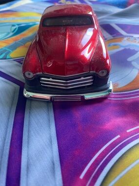 Jada Toys DUB City Old Skool 1951 Ford Mercury die-cast model car